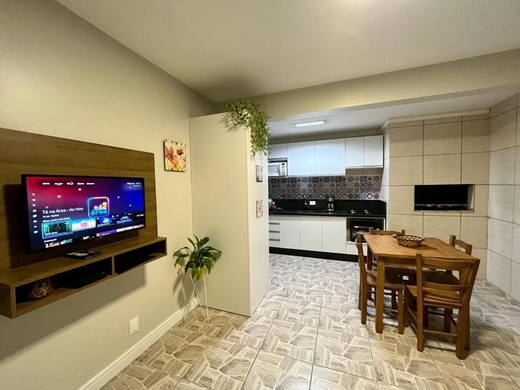 Residencial Bernardo, Meia Quadra Do Trapiche Florianópolis Exterior foto